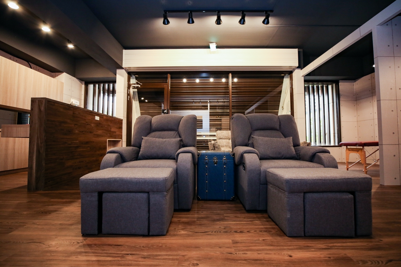 輕心活 經絡調理紓壓館